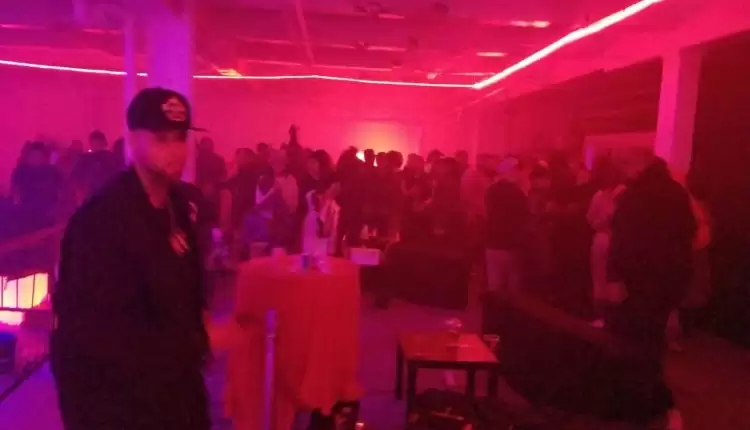 NYC sheriffs break up illegal fight club in Bronx warehouse