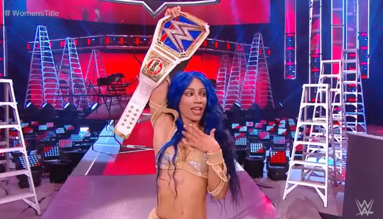 WWE TLC results: Sasha Banks retains SmackDown Women's Title